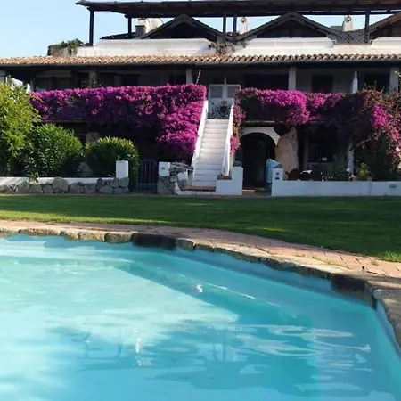Sardinialuxuryhouse Tatil Evi *